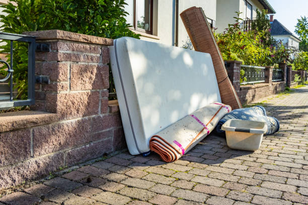 Best Estate Cleanout Services  in Tawas City, MI