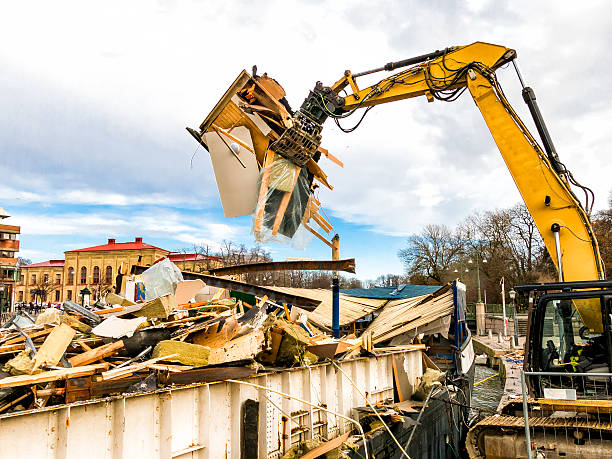 Best Construction Debris Removal  in Tawas City, MI